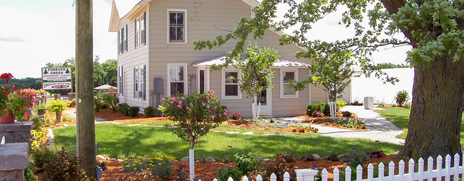 Forever Green Coralville Iowa Landscaping front around house