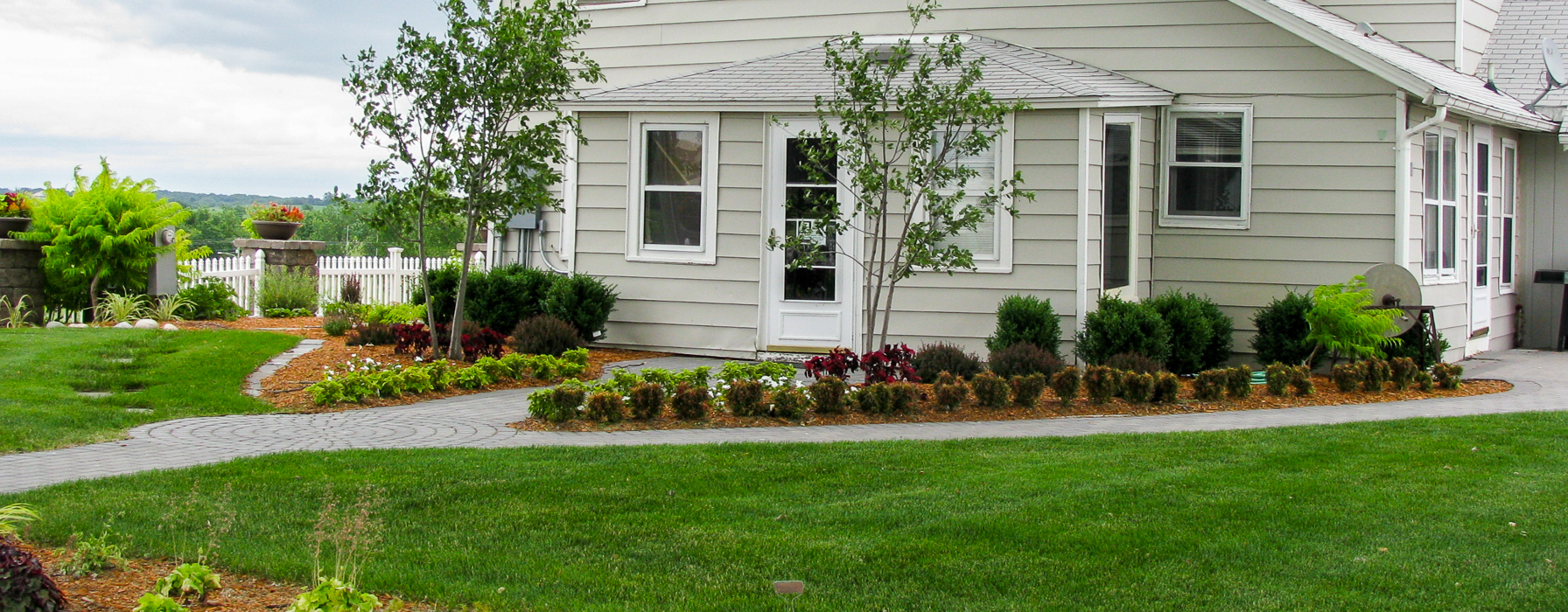 Forever Green Coralville Iowa Landscaping front of house plantings