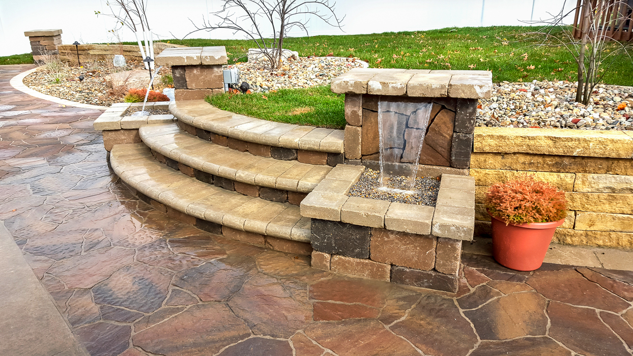 Forever Green Coralville Iowa Water Features landscaping Iowa City hardscapes