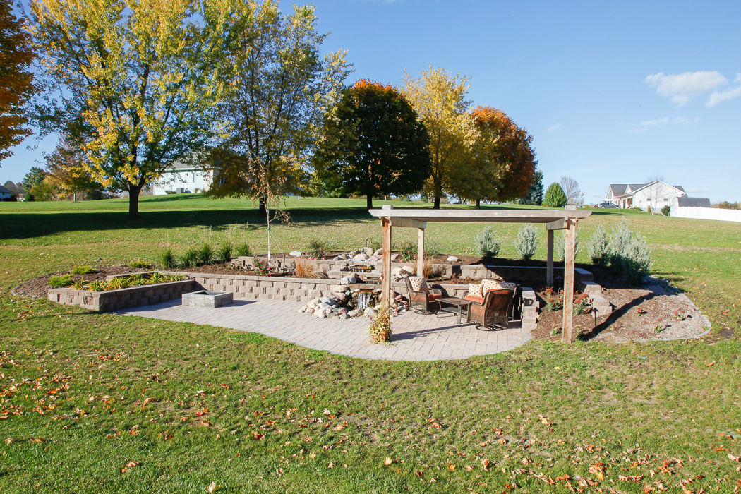 Forever Green Coralville Iowa Patios pergola wall landscaping