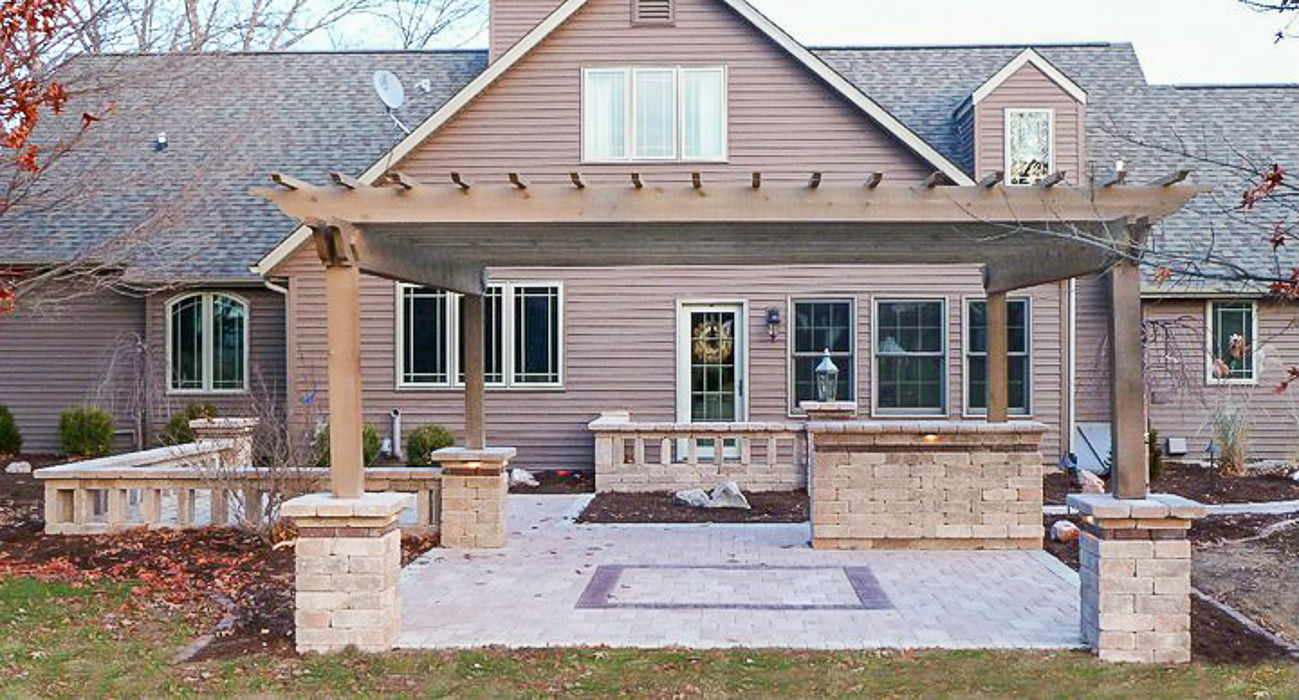 Forever Green Coralville Iowa Patios pergola wall outdoor landscaping